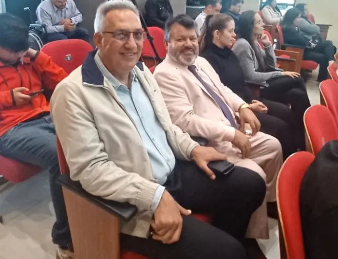 Câmara de Ponta Porã reconhece trabalho social de Carlos Bernardo e aprova voto de congratulações