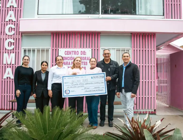 UCP de Pedro Juan doa mais de 30 mil reais a  Associação de Combate ao Câncer de Pedro Juan