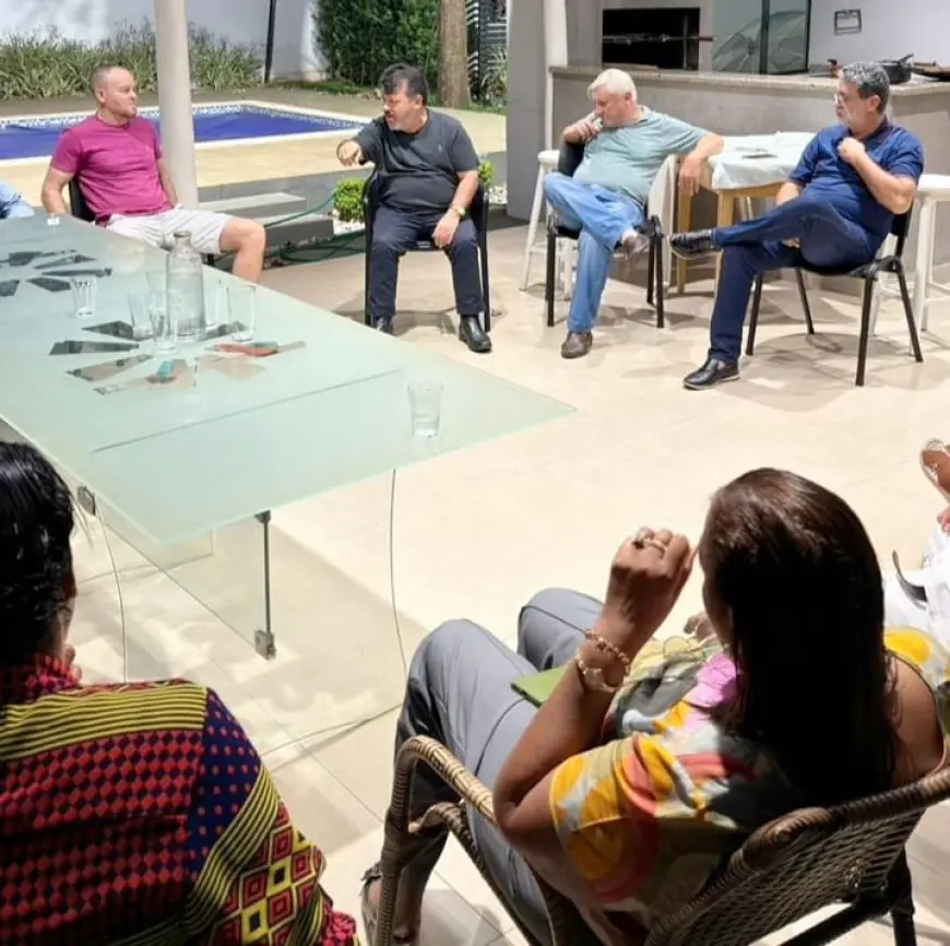 Carlos Bernardo cumpre agenda em  Costa Rica com lideranças do PT