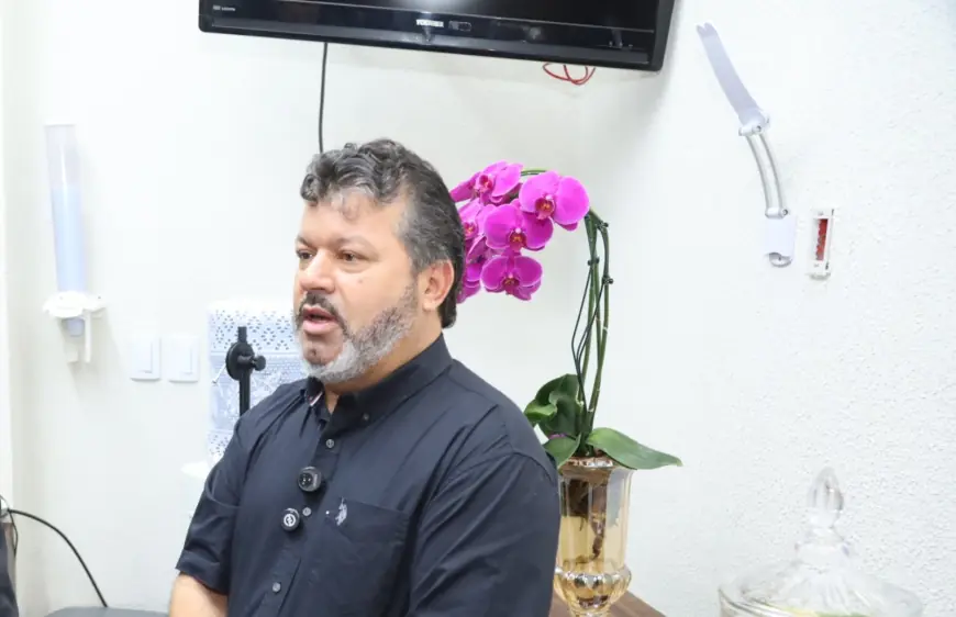 Carlos Bernardo prestigia posse da Mesa Diretora e destaca papel do Legislativo de Ponta Porã