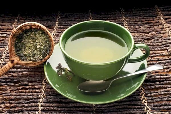 Saúde  Descubra um chá que controla a glicemia e é aliado do emagrecimento