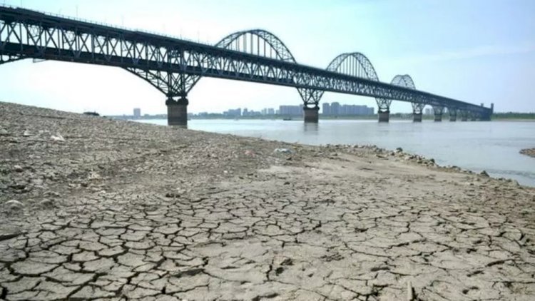 Como a seca histórica de um rio na China pode afetar a economia global