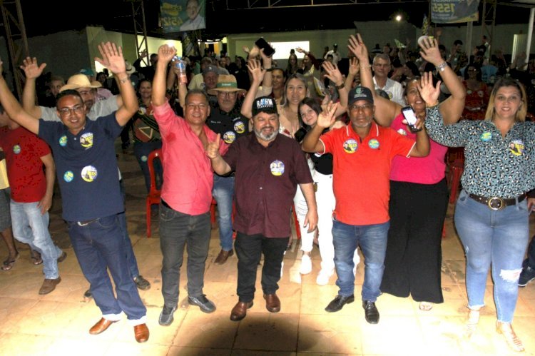“Já passou da hora de Nova Casa Verde se tornar um município”, declara Carlos Bernardo durante reunião