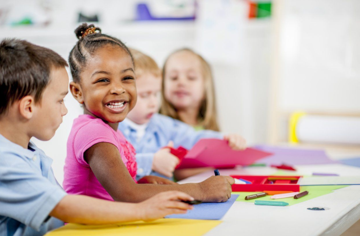 Educação infantil domina tendências de buscas no mês de março
