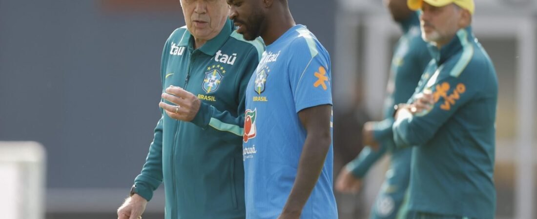 Seleção Brasileira inicia novo ciclo e Ancelotti abre espaço para próxima geração